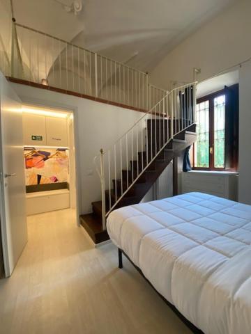 Duomo26 Boutique Apartment Desenzano del Garda Bagian luar foto